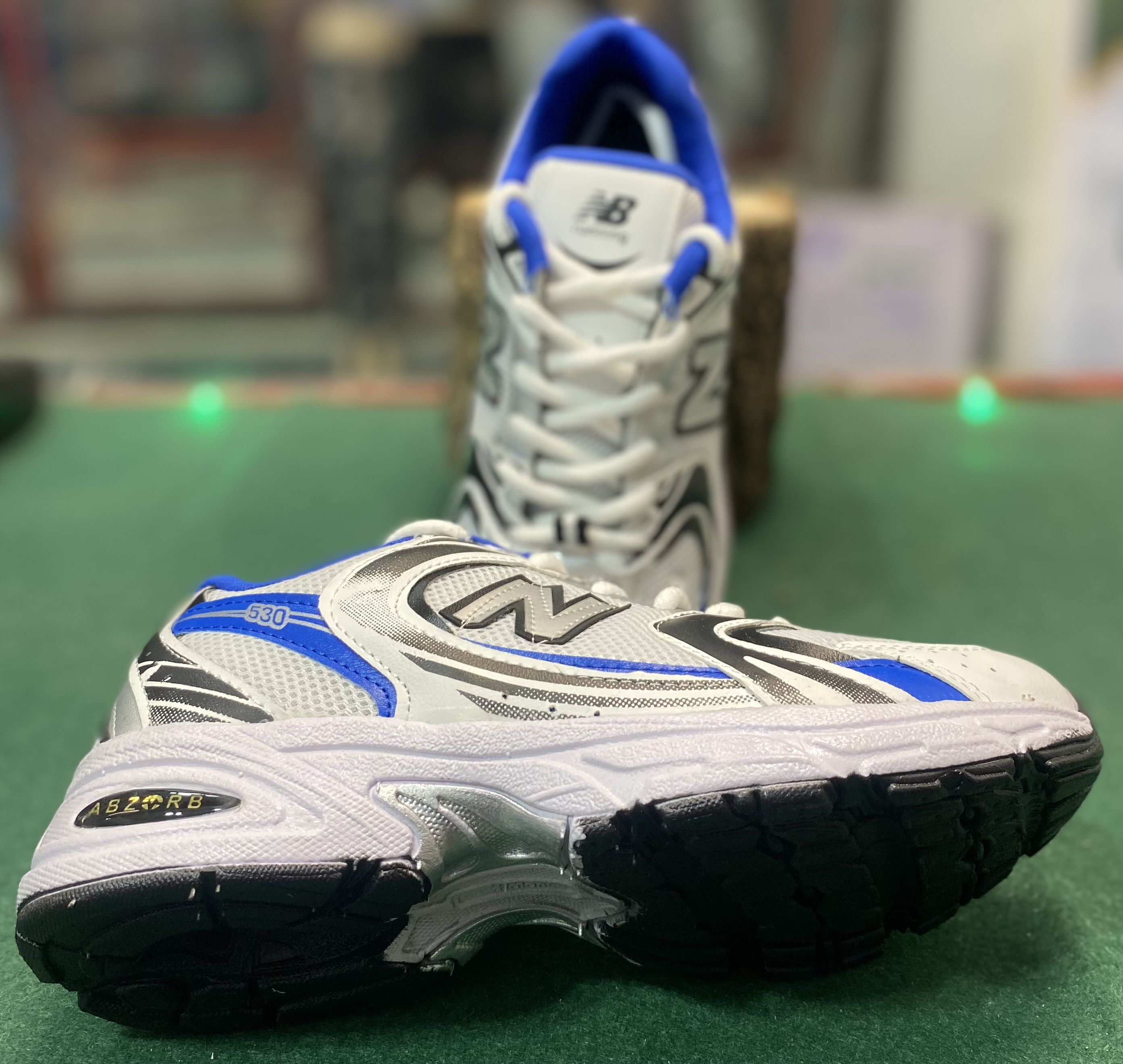 خرید کتونی نیوبالانس ۵۳۰ زنانه | قیمت مناسب anilshoes